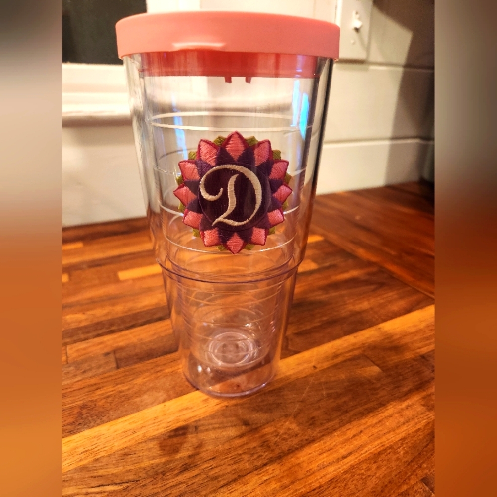 Tervis Tumbler. Pink Lid. Flower with D